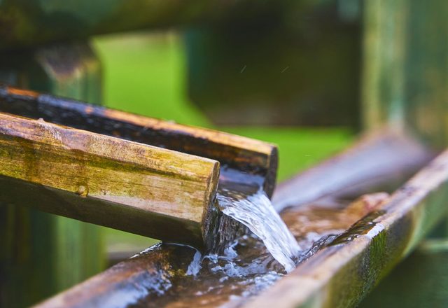 Hand sluice box